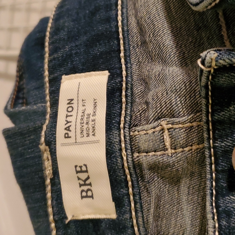 BKE Payton crop jeans size 27